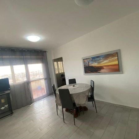 Grande, Vista Mare A 2 Passi Dalla Spiaggia Lido di Ostia Exterior foto